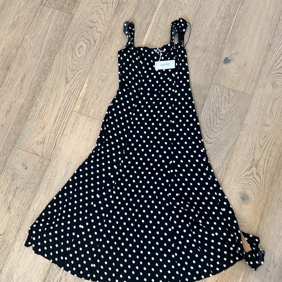 New with tags Bryson Reformation polka dot dress - Picture 3 of 4